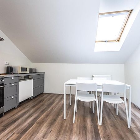 Apartments Kamenicka 23 プラハ エクステリア 写真