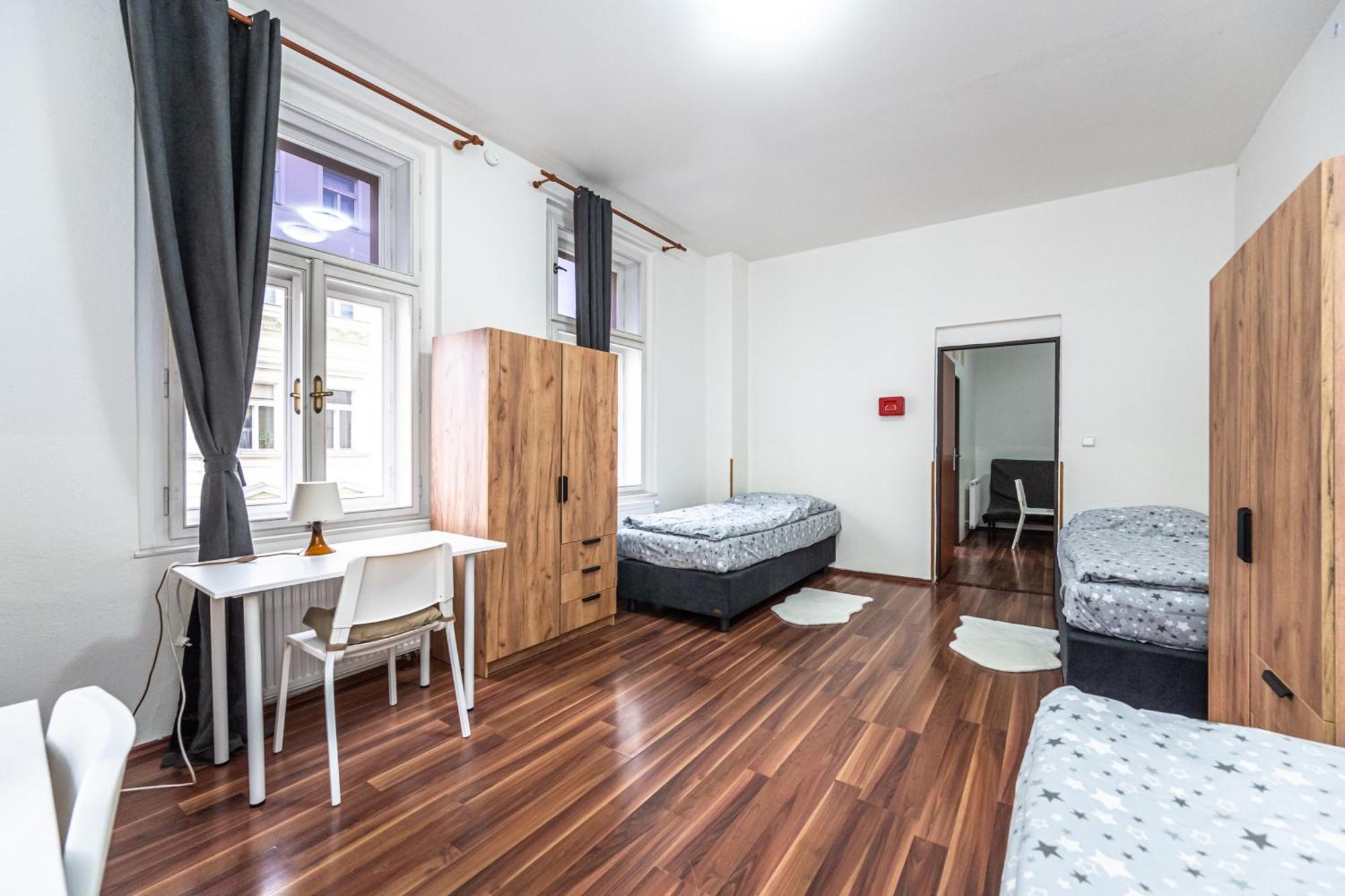 Apartments Kamenicka 23 プラハ エクステリア 写真