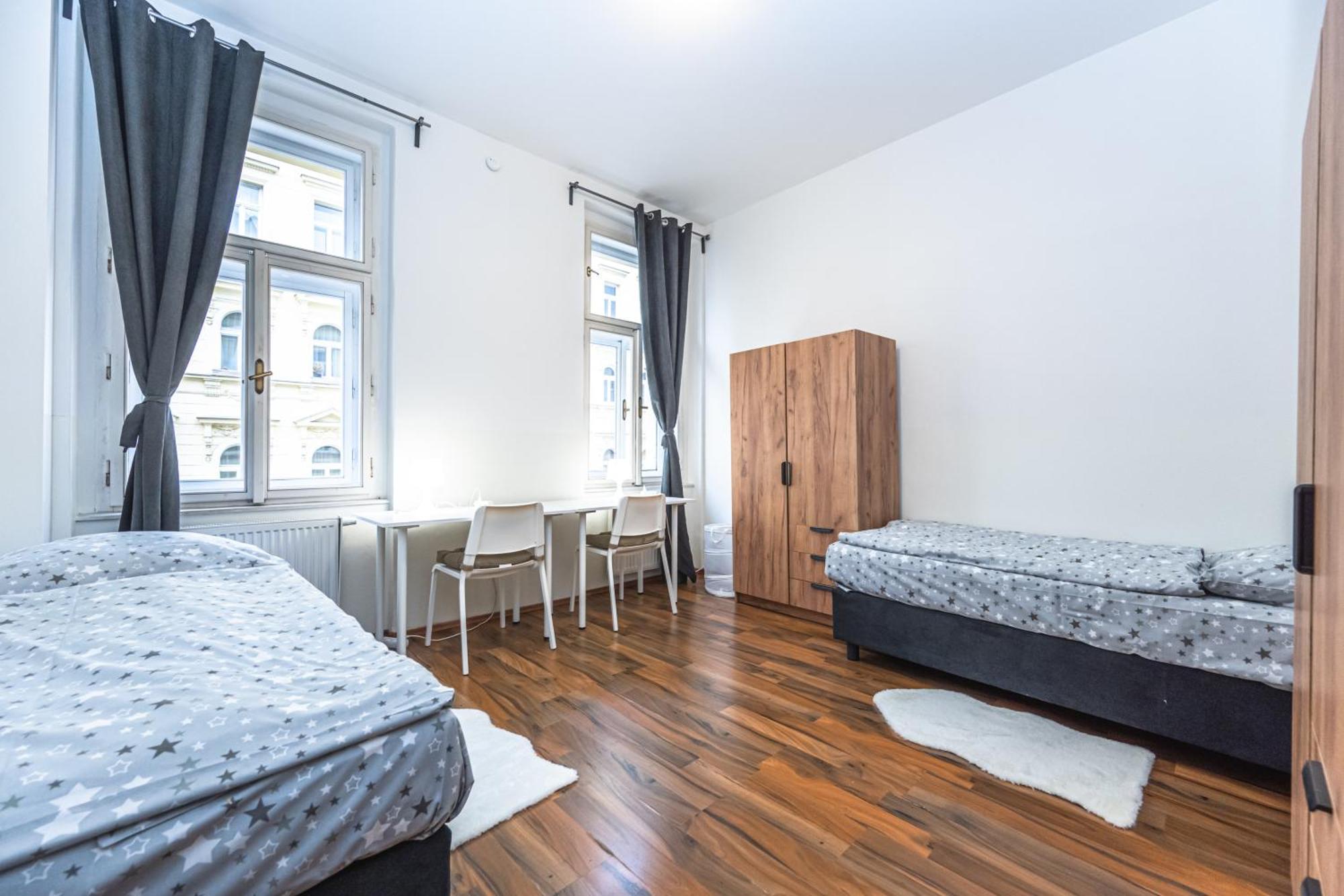 Apartments Kamenicka 23 プラハ エクステリア 写真
