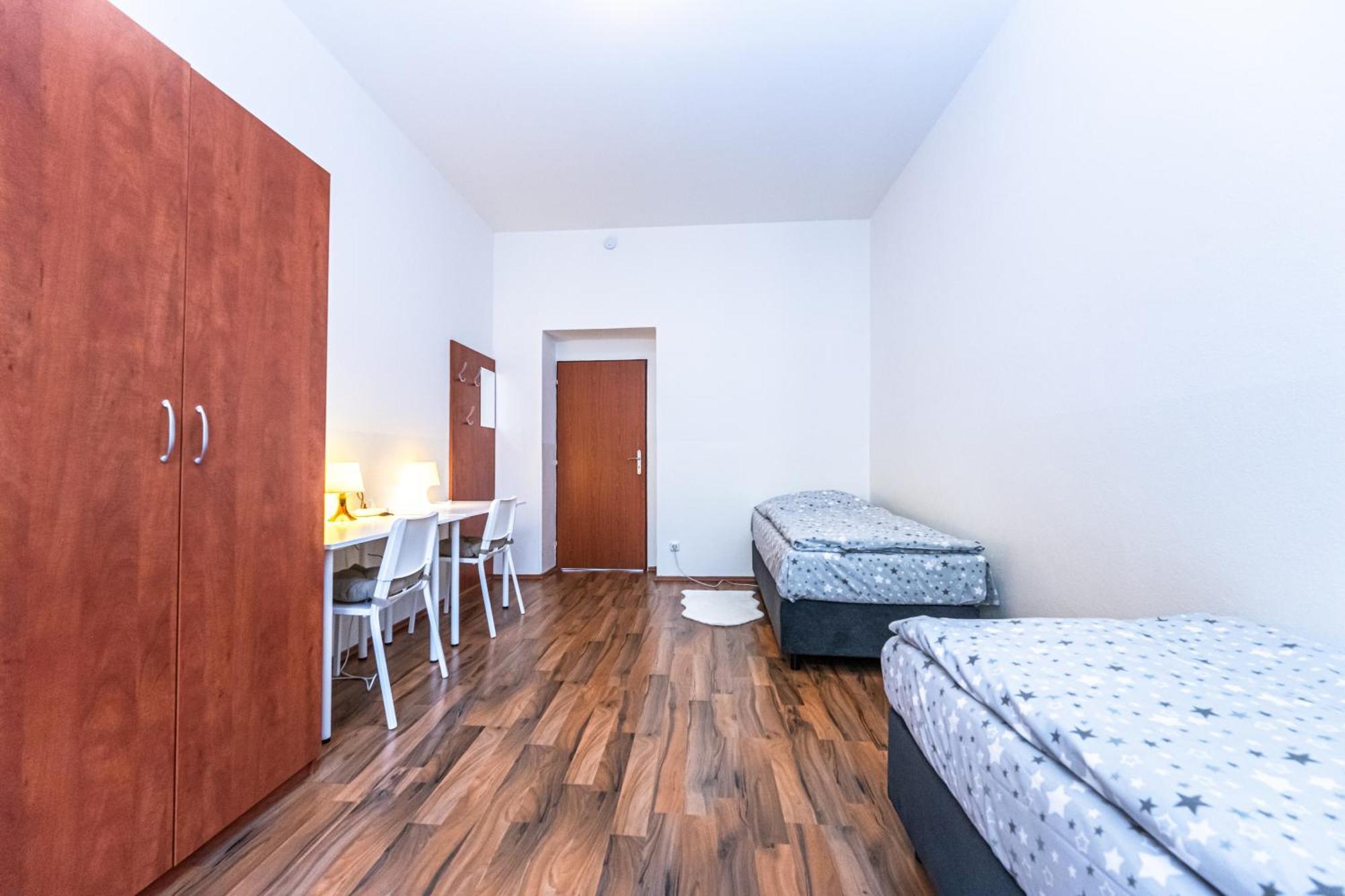 Apartments Kamenicka 23 プラハ エクステリア 写真