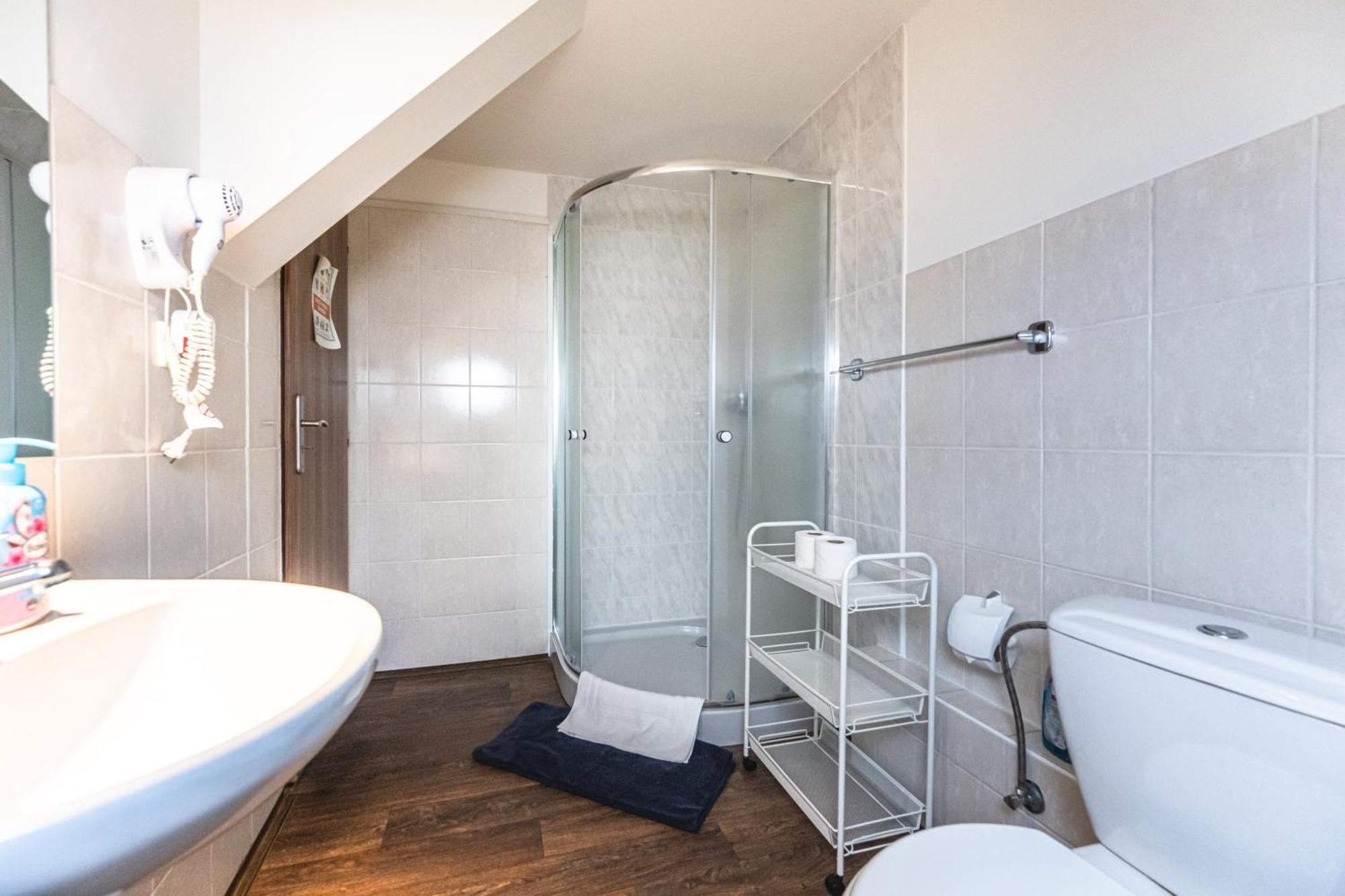 Apartments Kamenicka 23 プラハ エクステリア 写真