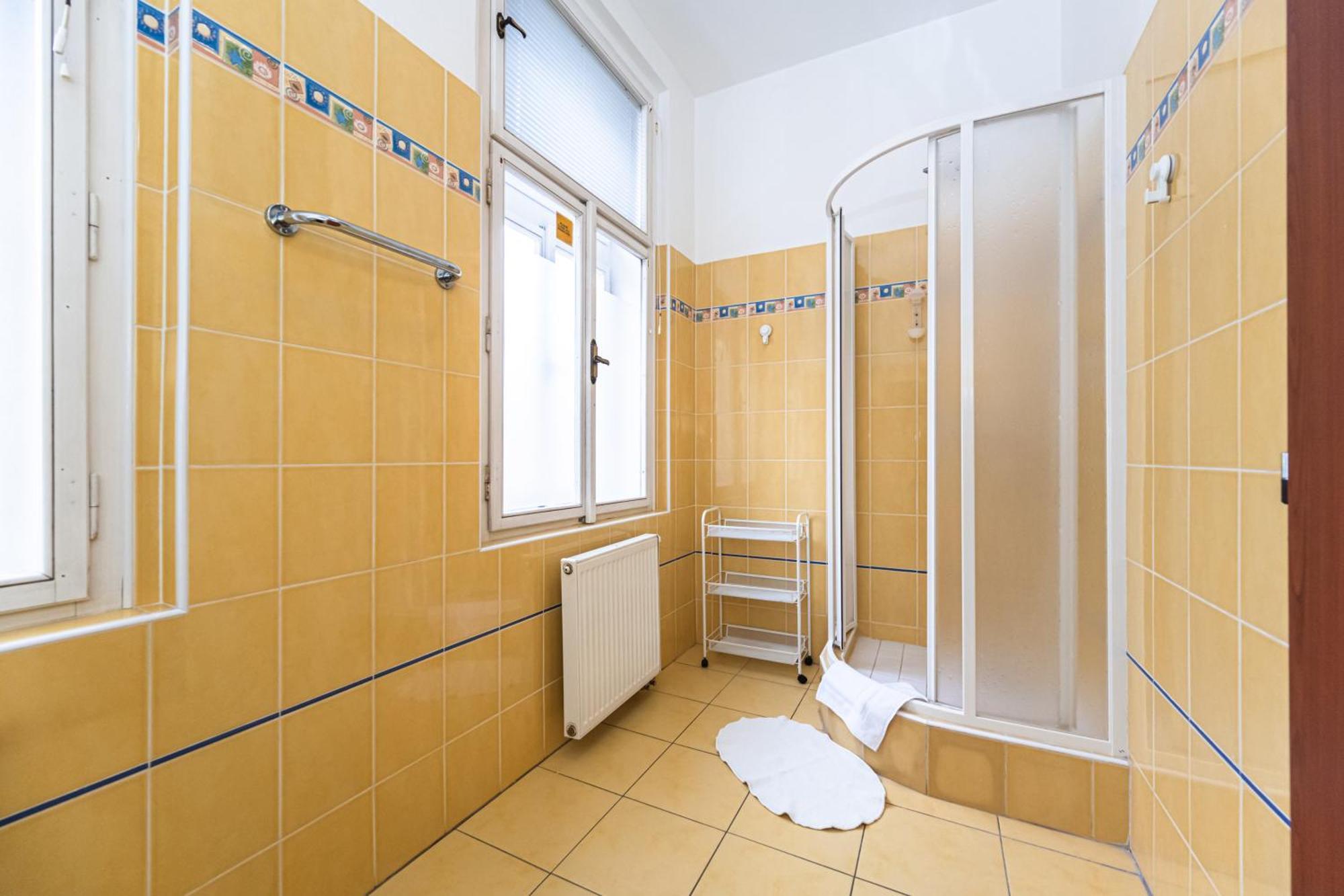 Apartments Kamenicka 23 プラハ エクステリア 写真